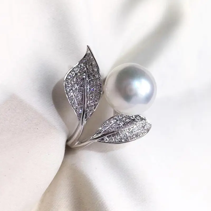 Huitan Newly Designed Imitation Pearl Leaf Rings for Women Silver Color Fashionable Female Rings Wedding Party Sweet Jewelry