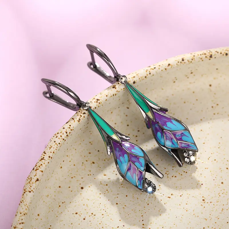 Huitan Charming Black Tulip Flower Dangle Earrings for Women Personality Accessories Wedding Party Newly Designed Trendy Jewelry