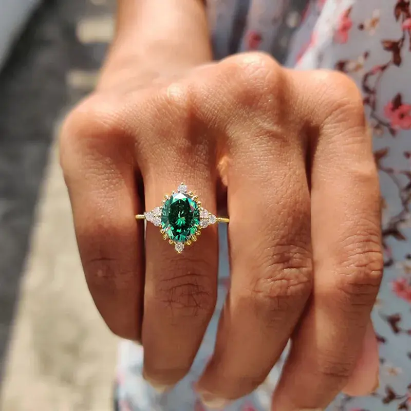 Huitan Temperament Elegant Women Rings with Green Cubic Zirconia Wedding Engagement Anniversary Party Graceful Lady Jewelry Gift