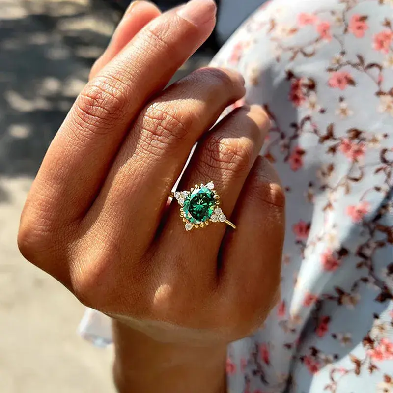 Huitan Temperament Elegant Women Rings with Green Cubic Zirconia Wedding Engagement Anniversary Party Graceful Lady Jewelry Gift