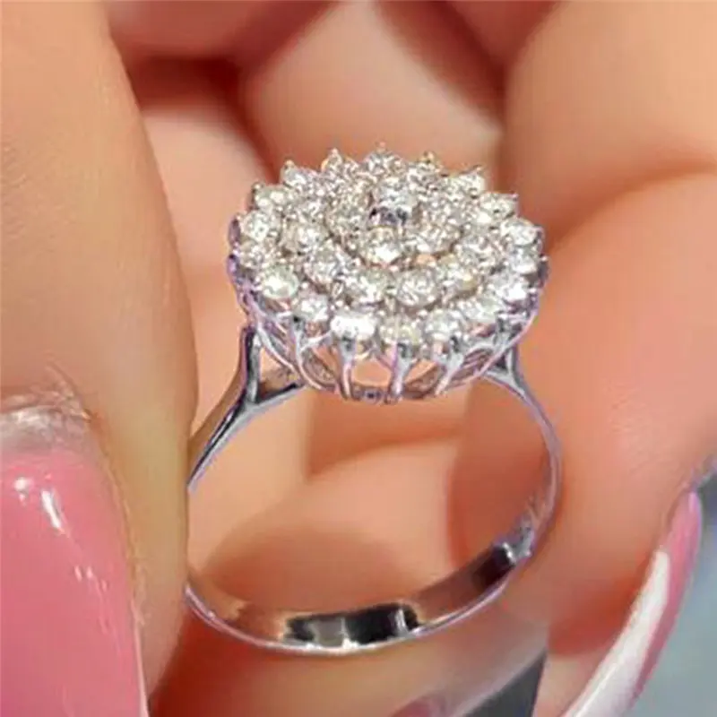 Huitan Luxury Flower Shaped Rings for Women Full Paved CZ Bling Bling Wedding Ceremony Party Lady Accessories New Trendy Jewelry