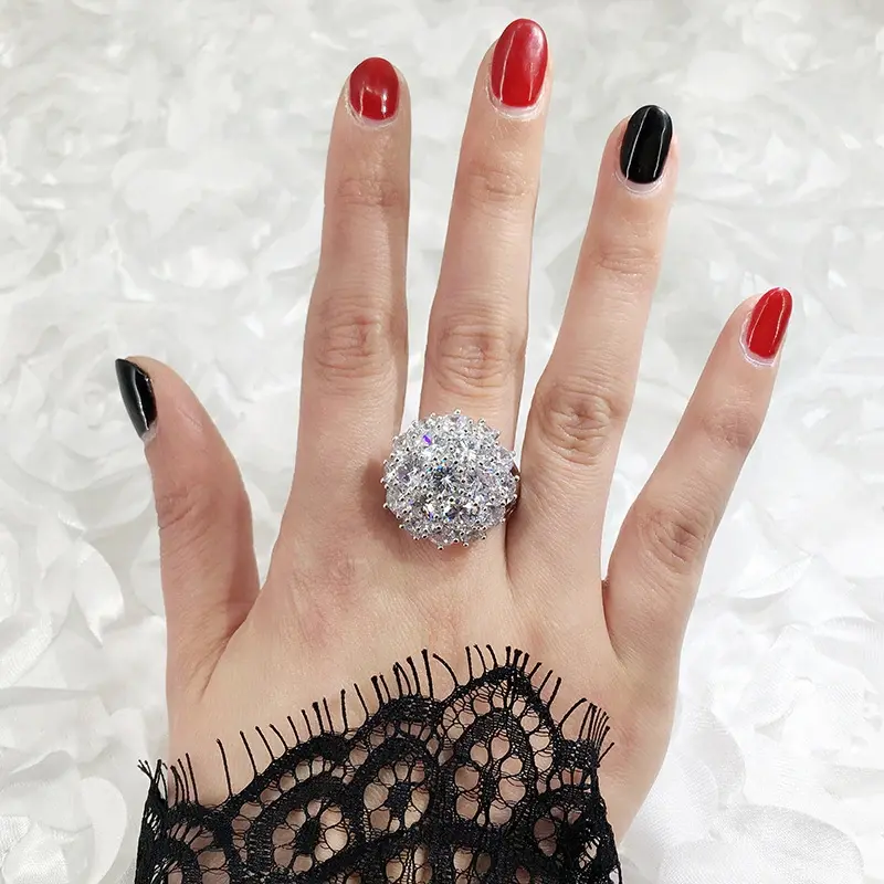 Huitan High Quality Silver Color Women's Rings Bling Bling AAA Cubic Zirconia Statement Accessories Luxury Jewelry Drop Shipping