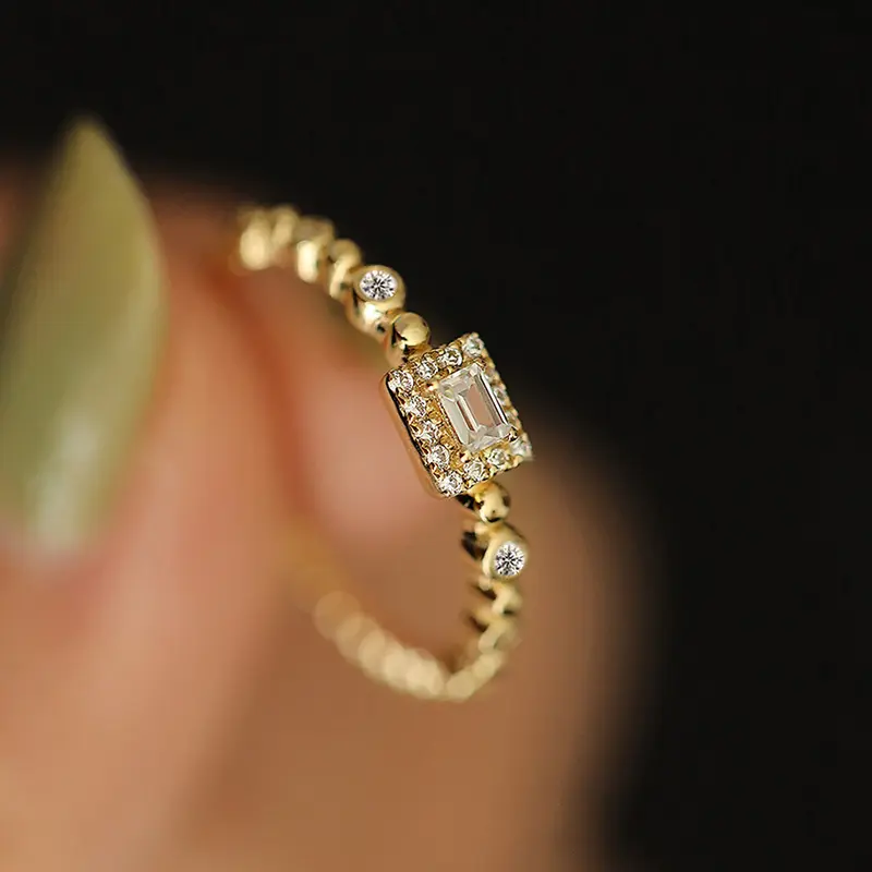 Huitan Rectangular Cubic Zirconia Gold Color Rings Exquisite Wedding Band Accessories for Women Newly Designed Statement Jewelry