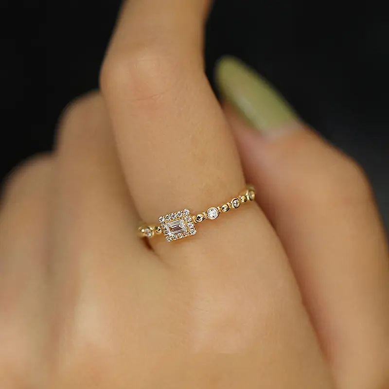 Huitan Rectangular Cubic Zirconia Gold Color Rings Exquisite Wedding Band Accessories for Women Newly Designed Statement Jewelry