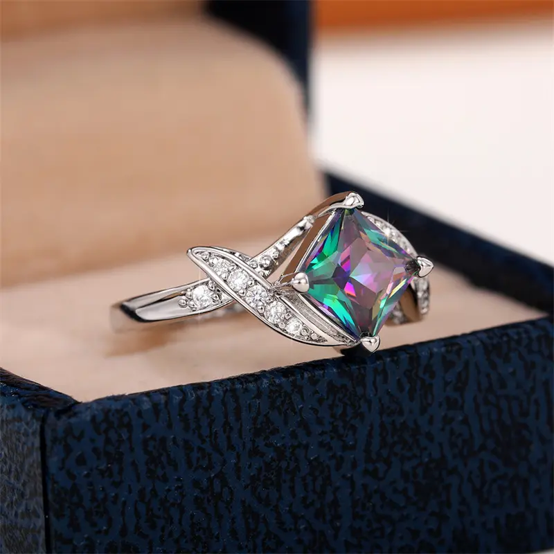Huitan Special-interested Multicolored Cubic Zirconia Rings for Women Fashion Design Luxury Female Finger-rings Party Jewelry