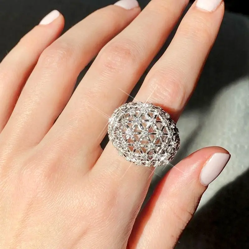 Huitan Luxury Party Ring with Hollowed-out Design Female Anniversary Accessories with Brilliant Zirconia Gorgeous Finger Jewelry