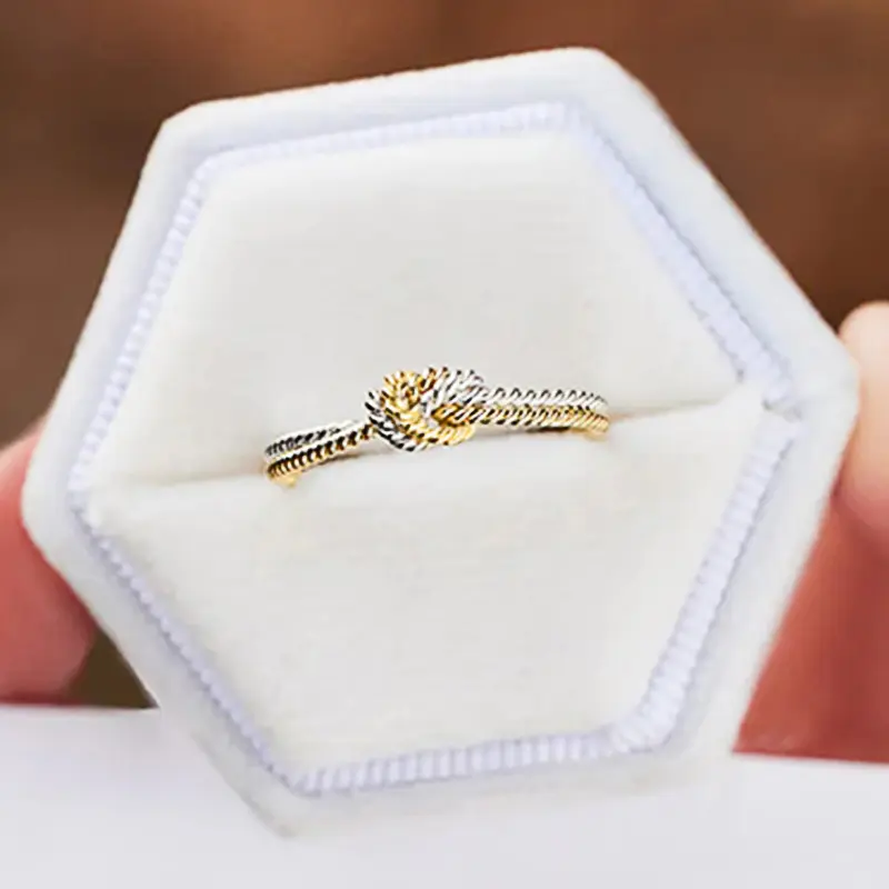 Huitan Two Tone Metal Knot Ring Statement Finger Accessories for Women Modern Fashion Design Female Rings Party Creative Jewelry