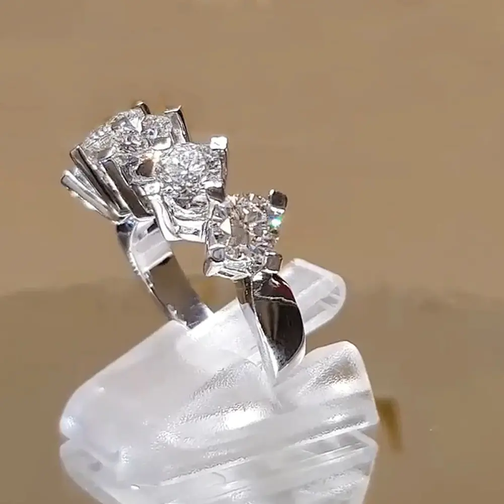 Huitan Simple Stylish Design Women's Rings with 5 AAA CZ Stone Temperament Office Lady's Finger Accessories Statement Jewelry