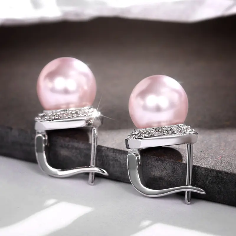 Huitan Luxury Silver Color Imitation Pearl Women's Earrings Elegant Accessories Daily Wear Stud Earrings Fashion Wedding Jewelry