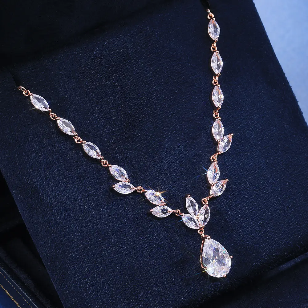 Huitan Classic Gorgeous Water Drop CZ Pendant Women Necklace Full Bling Iced Out Wedding Wife Necklace Best Anniversary Presents