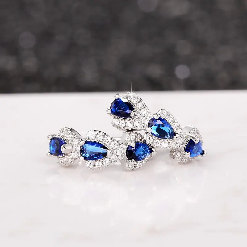 Huitan Trendy Blue/White Cubic Zirconia Hoop Earrings New Fashion Jewelry for Women Wedding Party Temperament Lady's Accessories