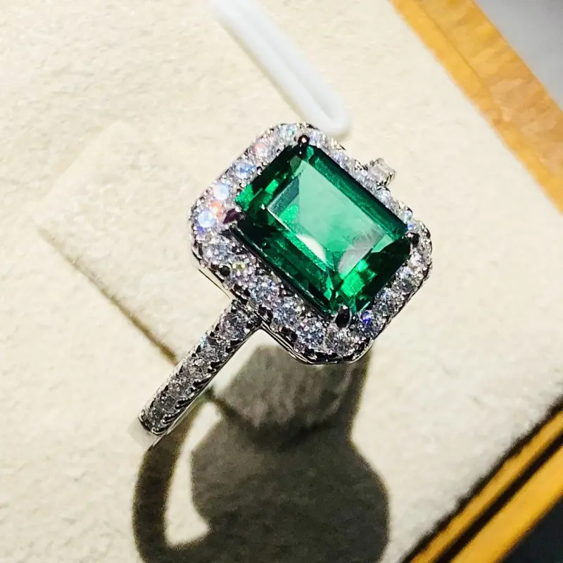 Huitan Noble Green Cubic Zirconia Rings for Women Fashion Contracted Design Geometric Wedding Bands Accessories Trendy Jewelry