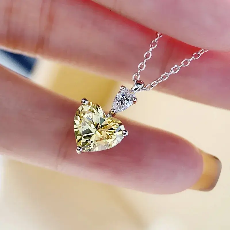 Huitan Gorgeous AAA Heart Cubic Zirconia Bright Yellow Pendant Necklace for Women High-quality Love Necklaces Engagement Jewelry
