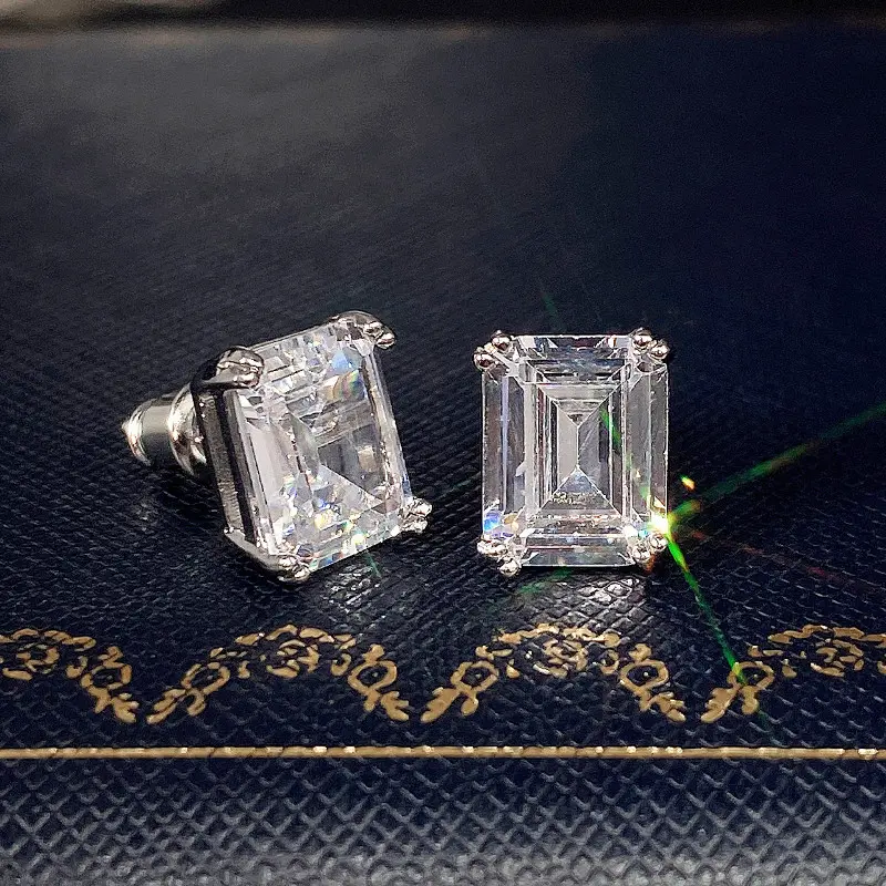 Huitan Simple Square Cubic Zirconia Stud Earrings for Women High Quality Daily Wear Fancy Accessories Fashion Jewelry Wholesale
