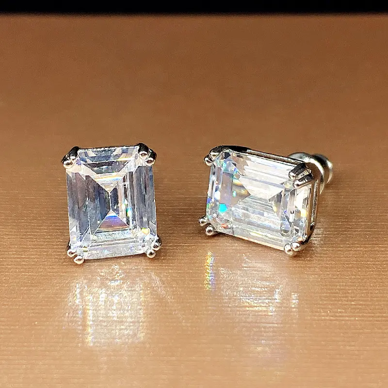 Huitan Simple Square Cubic Zirconia Stud Earrings for Women High Quality Daily Wear Fancy Accessories Fashion Jewelry Wholesale