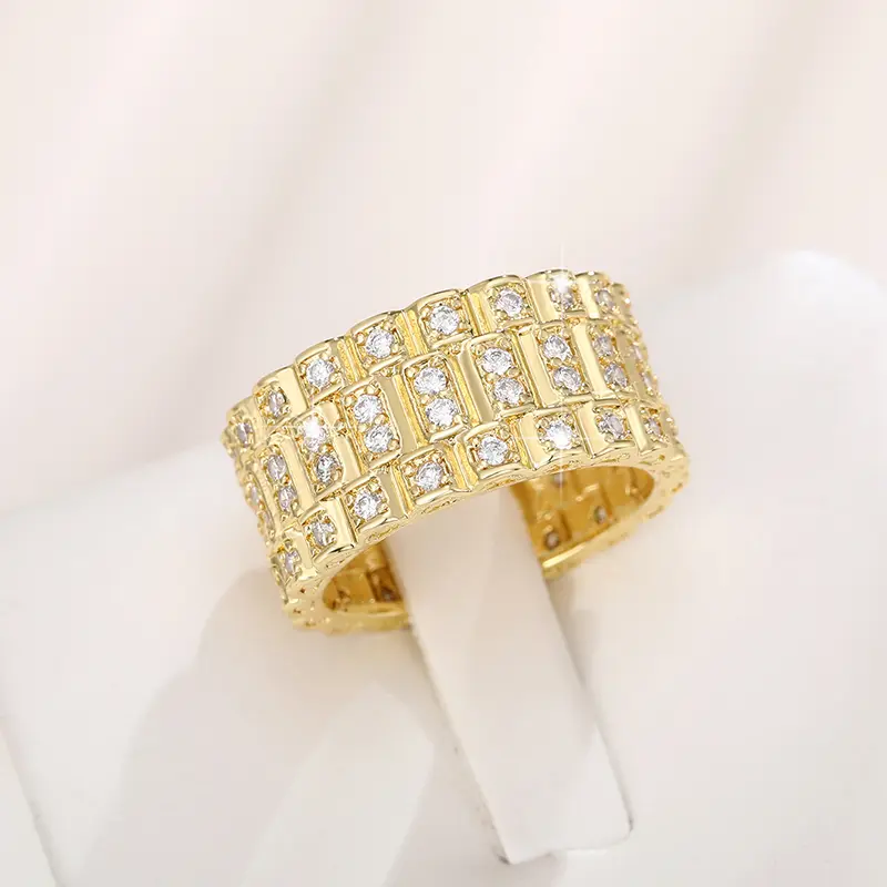 Huitan New Couple Wedding Rings for Women/Man Gold Color with Dazzling CZ Stone Simple Fashion Design Anniversary Party Jewelry