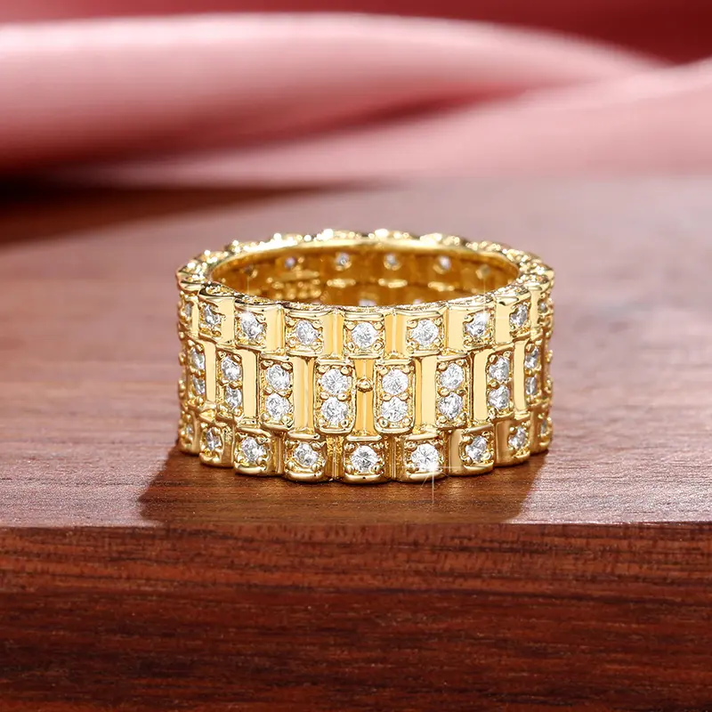 Huitan New Couple Wedding Rings for Women/Man Gold Color with Dazzling CZ Stone Simple Fashion Design Anniversary Party Jewelry