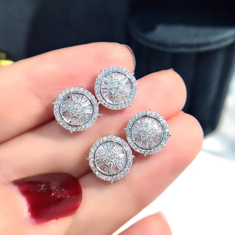 Huitan Crystal CZ Round Stud Earrings for Women Silver Color Fashion Versatile Ear Accessories Delicate Gift Statement Jewelry
