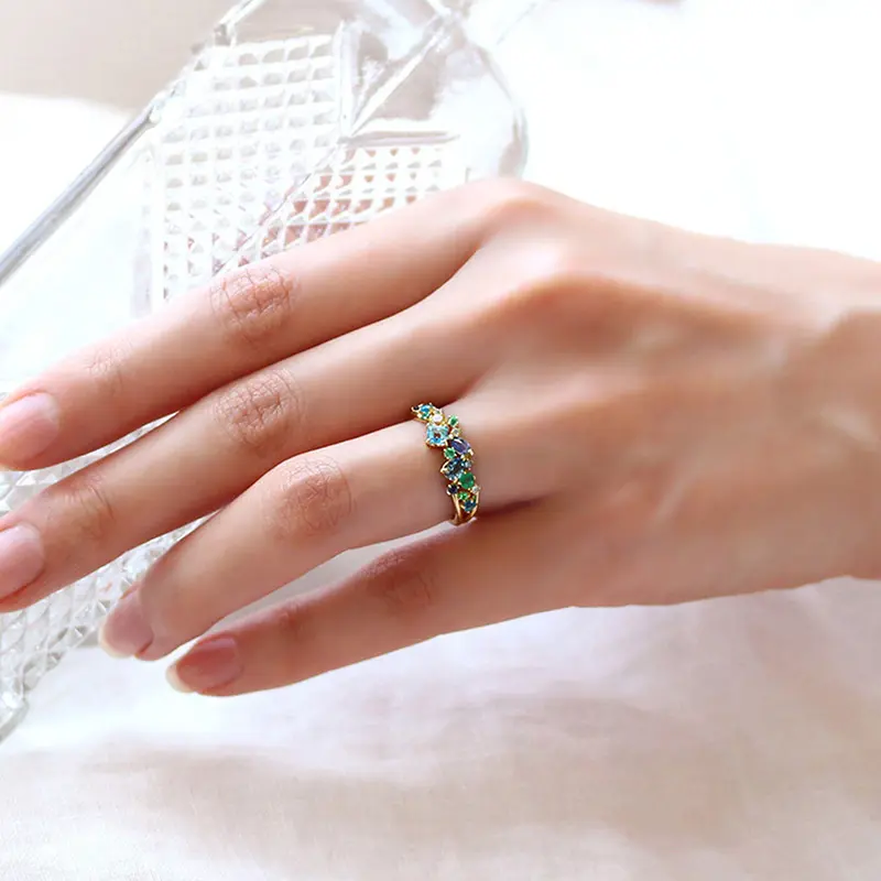 Huitan Luxury Colored Cubic Zirconia Rings for Women Gold Color Wedding Band Accessories Newly Designed Bridal Trendy Jewelry