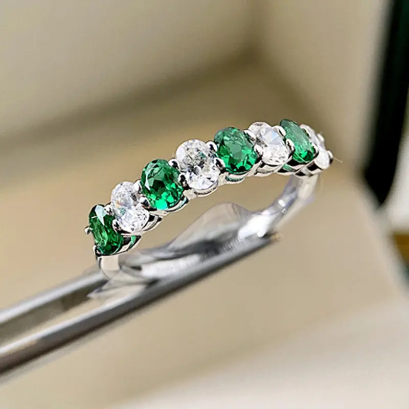 Huitan Oval Green/White Cubic Zirconia Finger Rings for Women Temperament Elegant Accessories Wedding Trendy Jewelry Drop Shhip