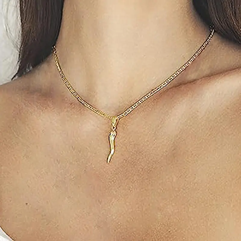 Huitan Metal Pepper Pendant Necklace New Trendy Accessories for Women Fancy Pig Nose Chain Necklace Daily Wear Statement Jewelry