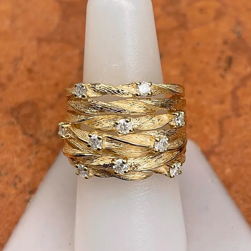 Huitan Hyperbole Wide Ring for Women Gold Color Luxury Twist Design Band Cocktail Rings Fashion Female Accessories Party Jewelry
