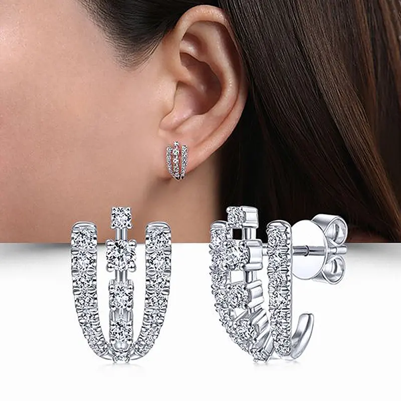 Huitan Silver Color Claw Design Stud Earrings with Dazzling Cubic Zirconia Fashion Ear Piercing Earrings for Women Trend Jewelry