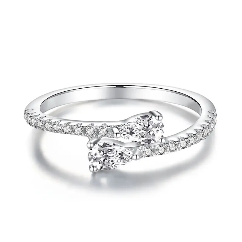 Huitan Dainty Fashion Shinning Finger Ring Female Engagement Accessories with Brilliant Cubic Zirconia Silver Color Wedding Band