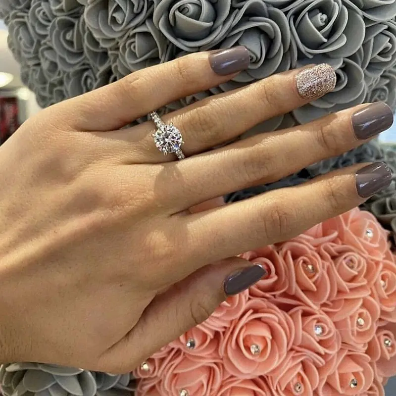 Huitan Bling Bling Round Cubic Zircon 2Pcs/Set Rings for Women Simple Fashion Double Stackable Rings Wedding Bands Party Jewelry