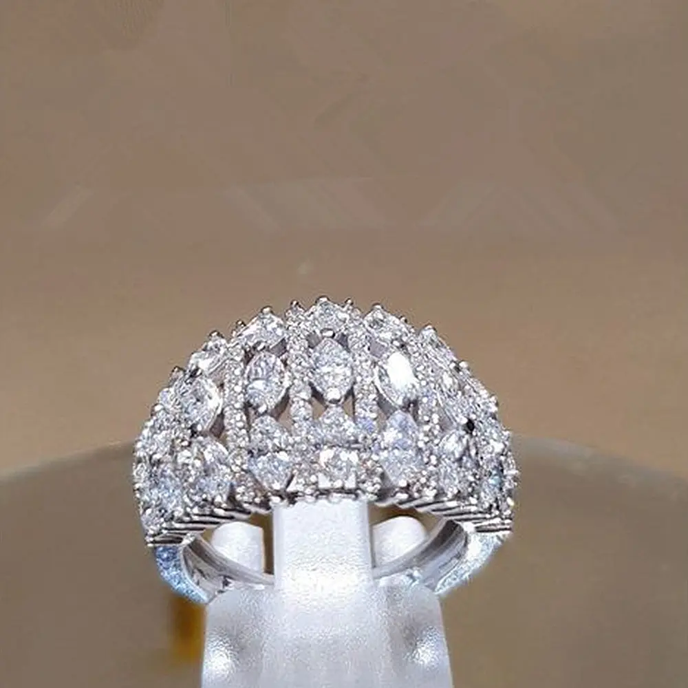 Huitan Gorgeous Cubic Zircon Wide Ring for Women Bling Bling Lady's Ring Evening Party Finger Accessories Wedding Bands Jewelry