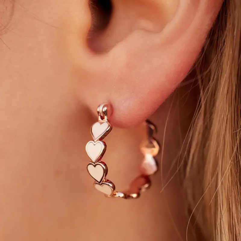 Huitan White Heart Enamel Hoop Earrings for Women Rose Gold Color Temperament Sweet Girls Ear Circle Earrings New Trendy Jewelry