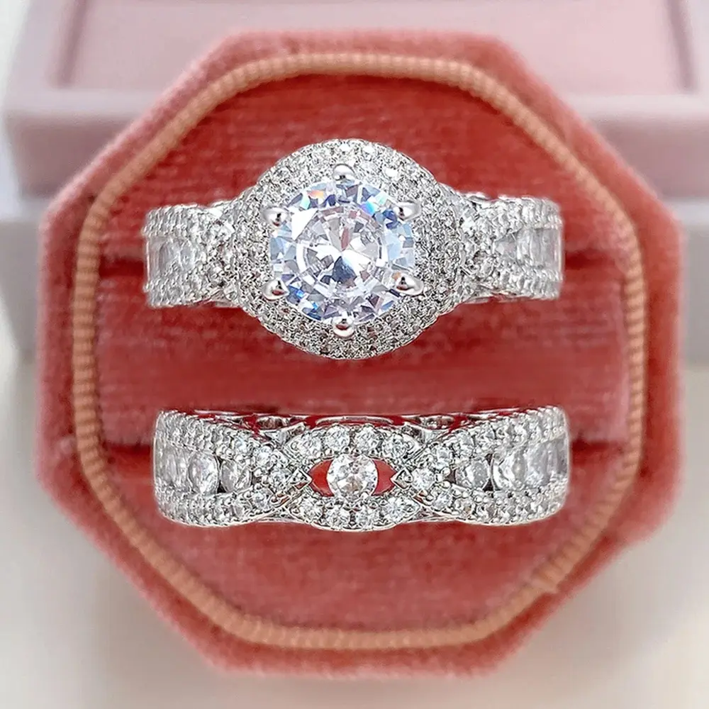 Huitan 2022 Trendy Wedding Rings for Women New Fashion Design 2Pcs AAA Cubic Zirconia Rings Engagement Bands Party Sets Jewelry