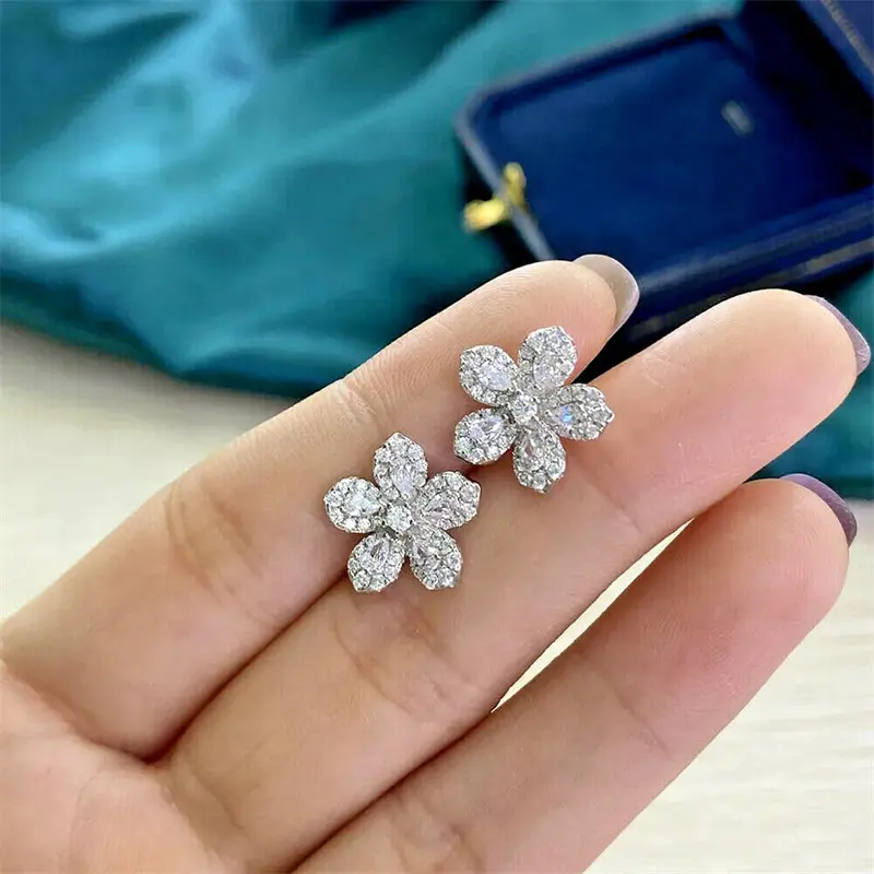 Huitan Full CZ Flower Earrings for Women Beautiful Girls Ear Accessories Daily Wear Party Fashion Versatile Piercing Jewelry