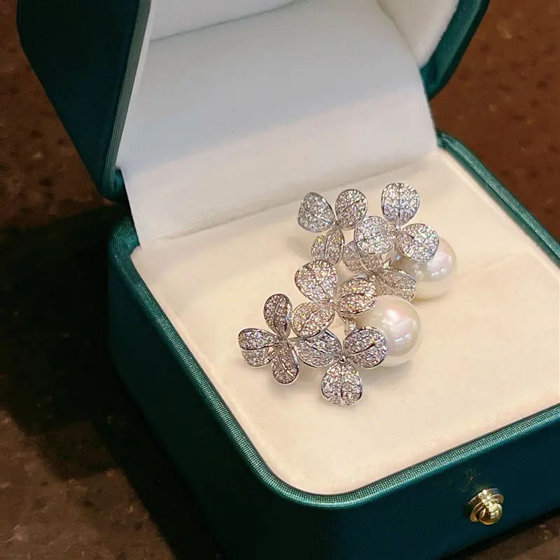 Huitan Flowers Earrings Inlaid Imitation Pearl Aesthetic Accessories for Women Bling Bling Cubic Zirconia Wedding Trendy Jewelry
