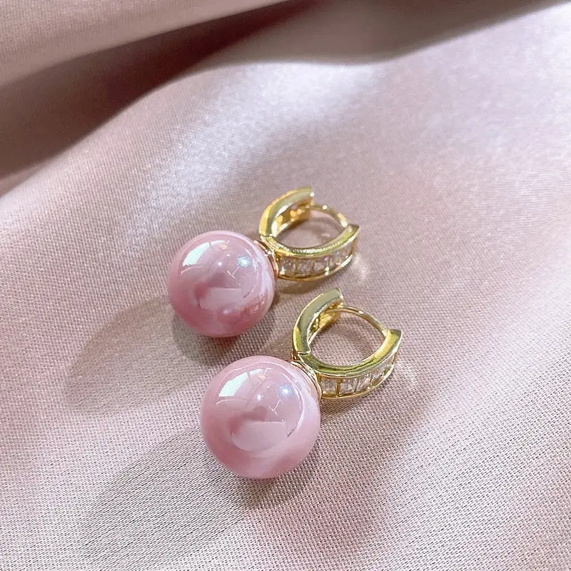 Huitan Fashion Simulated Pearl Earrings Beige Pink Colors for Women Gold Color Luxury Paved CZ Sparkling Female Ear Jewelry Hot