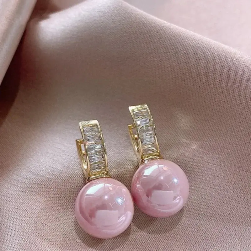 Huitan Fashion Simulated Pearl Earrings Beige Pink Colors for Women Gold Color Luxury Paved CZ Sparkling Female Ear Jewelry Hot