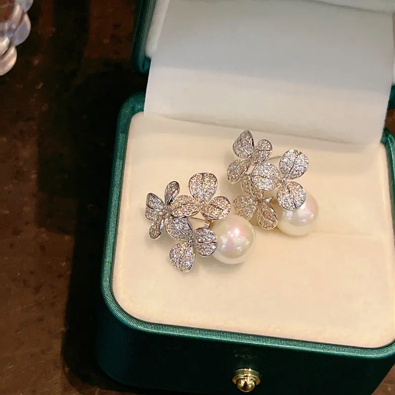 Huitan Flowers Earrings Inlaid Imitation Pearl Aesthetic Accessories for Women Bling Bling Cubic Zirconia Wedding Trendy Jewelry