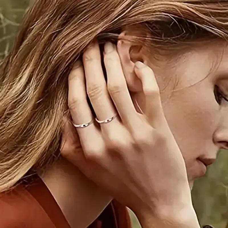 Huitan Black/Red Heart Enamel Finger-ring for Girls Friends Silver Color/Rose Gold Color Thin Rings Women Statement Jewelry 2023