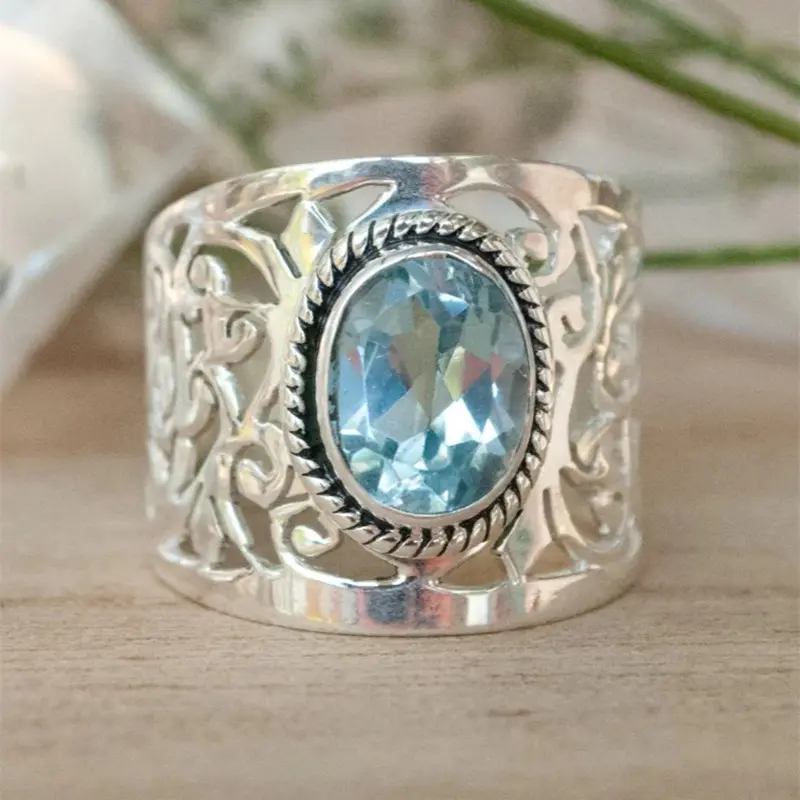 Huitan Romantic Sky Blue Stone Women Rings Hollow Out Band Fancy Bridal Wedding Rings for Party Anniversary Gift Fashion Jewelry