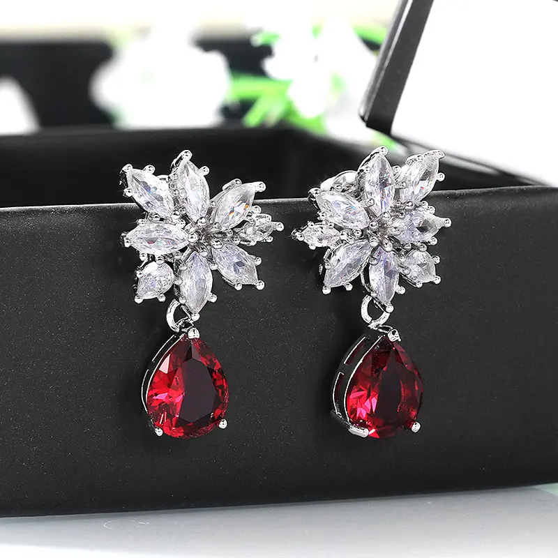 Huitan Elegant Women's Drop Earrings for Dance Party Crystal Red CZ Pendent Wedding Anniversary Female Earring Fashion Jewelry