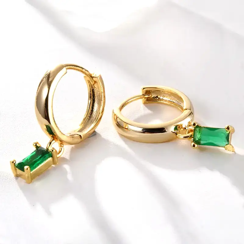 Huitan Chic Bright Green Zirconia Earrings Female Daily Accessories Fashion Women Simple Style Jewelry for Engagement Ceremony