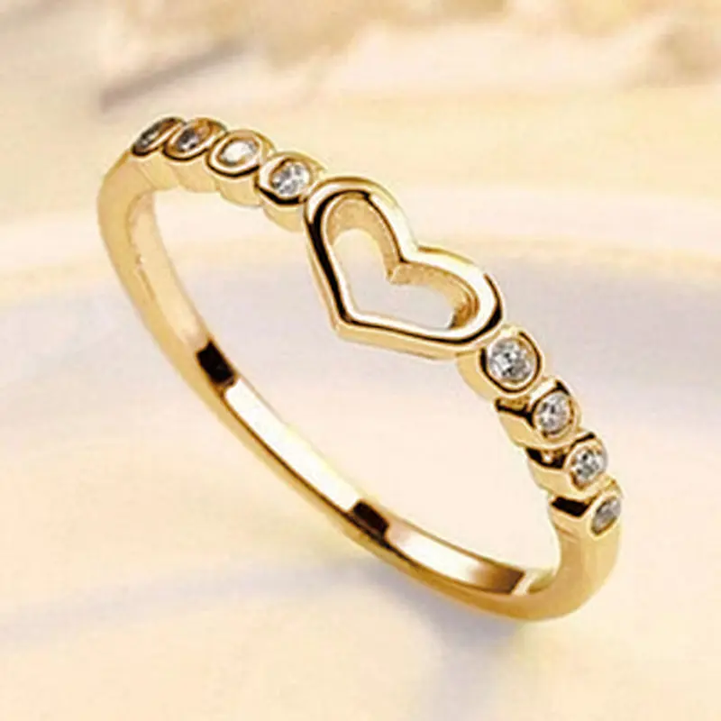 Huitan Fancy Hollow Heart Women Rings Exquisite Crystal Cubic Zirconia Simple Stylish Bridal Rings for Wedding Trendy Jewelry