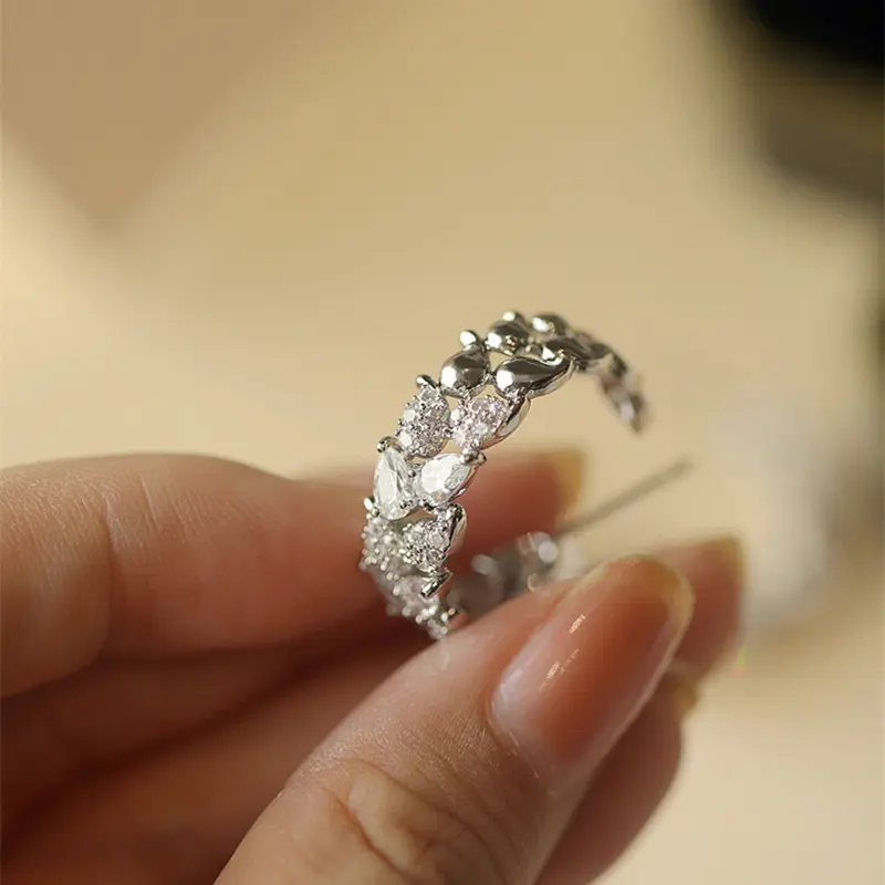 Huitan Exquisite Women's Hoop Earrings Silver Color Modern Fashion Girls Ear Accessories Daily Wearable Party Statement Jewelry