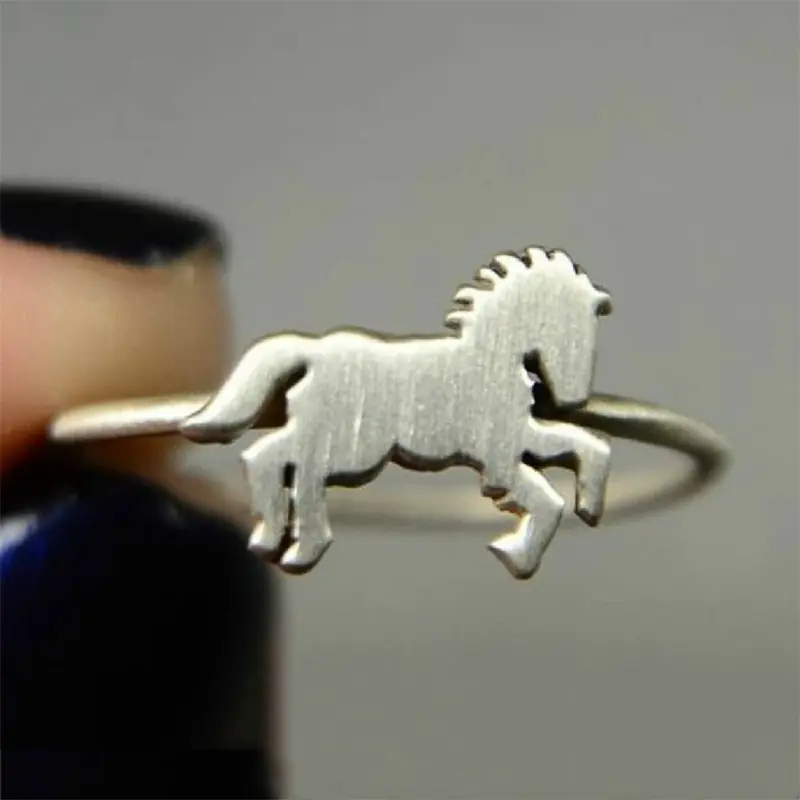 Huitan Male ring symbolizing success Horse Ring For Men Chinese Zodiac Animal Jewelry Bring Good Luck To You Birthday Gift