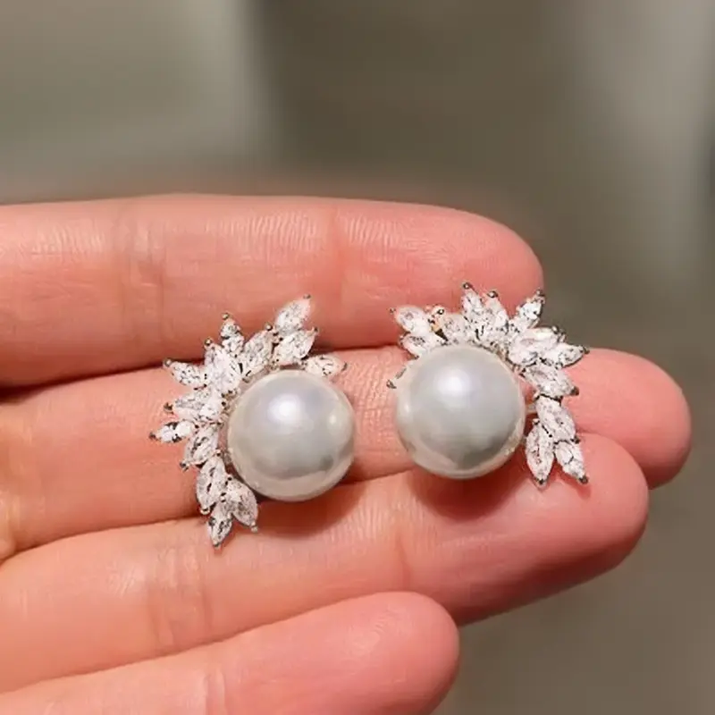 Huitan Gorgeous Imitation Pearl Stud Earrings for Women Wedding Party Temperament Elegant Female Accessories Statement Jewelry
