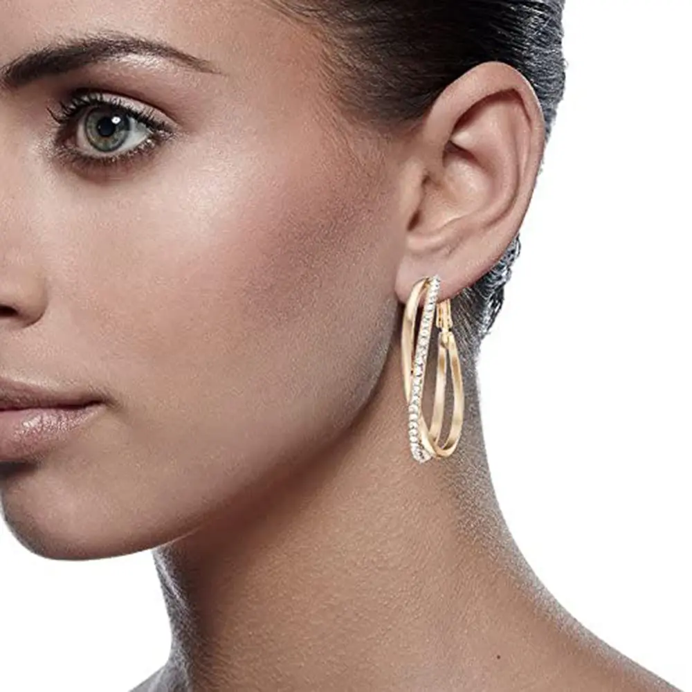 Huitan Hiphop Style Big Circle Hoop Earring for Women Inlaid Crystal Cubic Zirconia Shiny Versatile Female Jewelry Drop Shipping