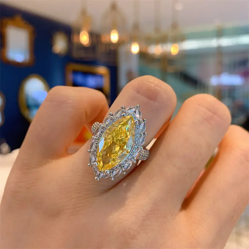 Huitan Yellow Marquise Cubic Zirconia Rings Women for Party Temperament Elegant Lady's Rings Anniversary Gift Fashion Jewelry