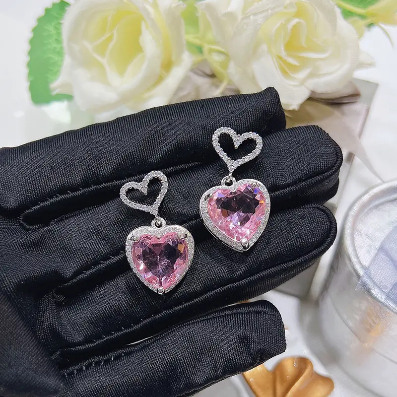 Huitan 2023 Trendy Women Earrings with Pink Love Cubic Zirconia Temperament Sweet Girls Ear Accessories Gift Statement Jewelry