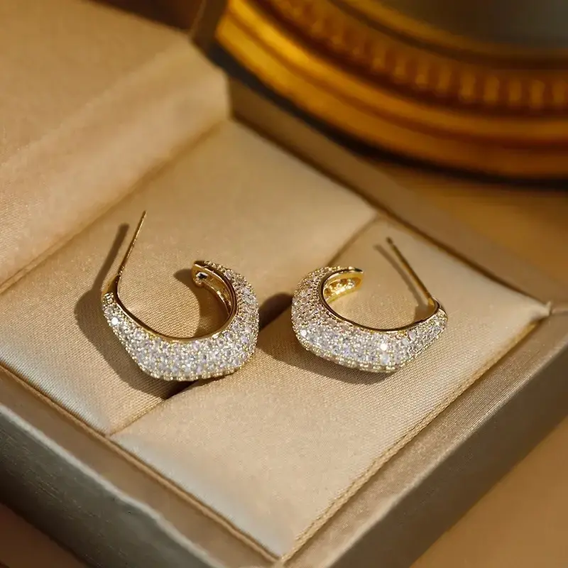 Huitan Sparkling Zirconia Hoop Earrings for Women Luxury Gold Color Daily Party Accessories Gorgeous Anniversary Jewelry Gifts