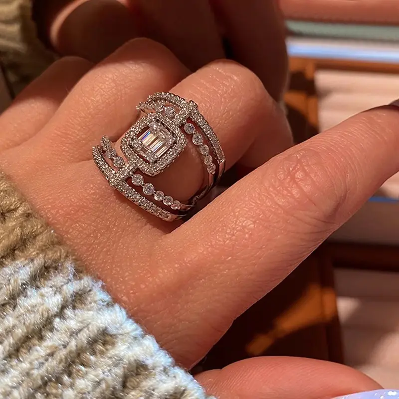 Huitan Gorgeous Wide Ring Female Silver Color Brilliant CZ Finger Jewelry for Wedding Party Luxury Women Anniversary Accessories